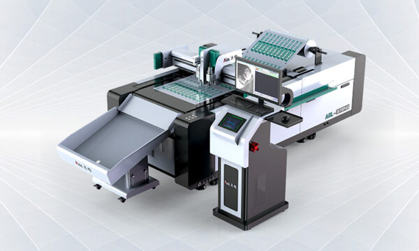 Advertising graphics and text cutting machine