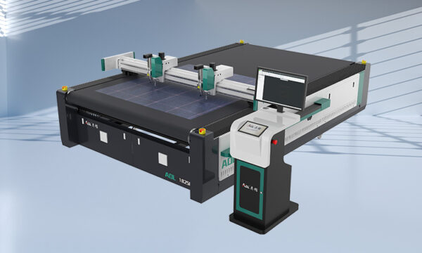 Composite material automatic cutting